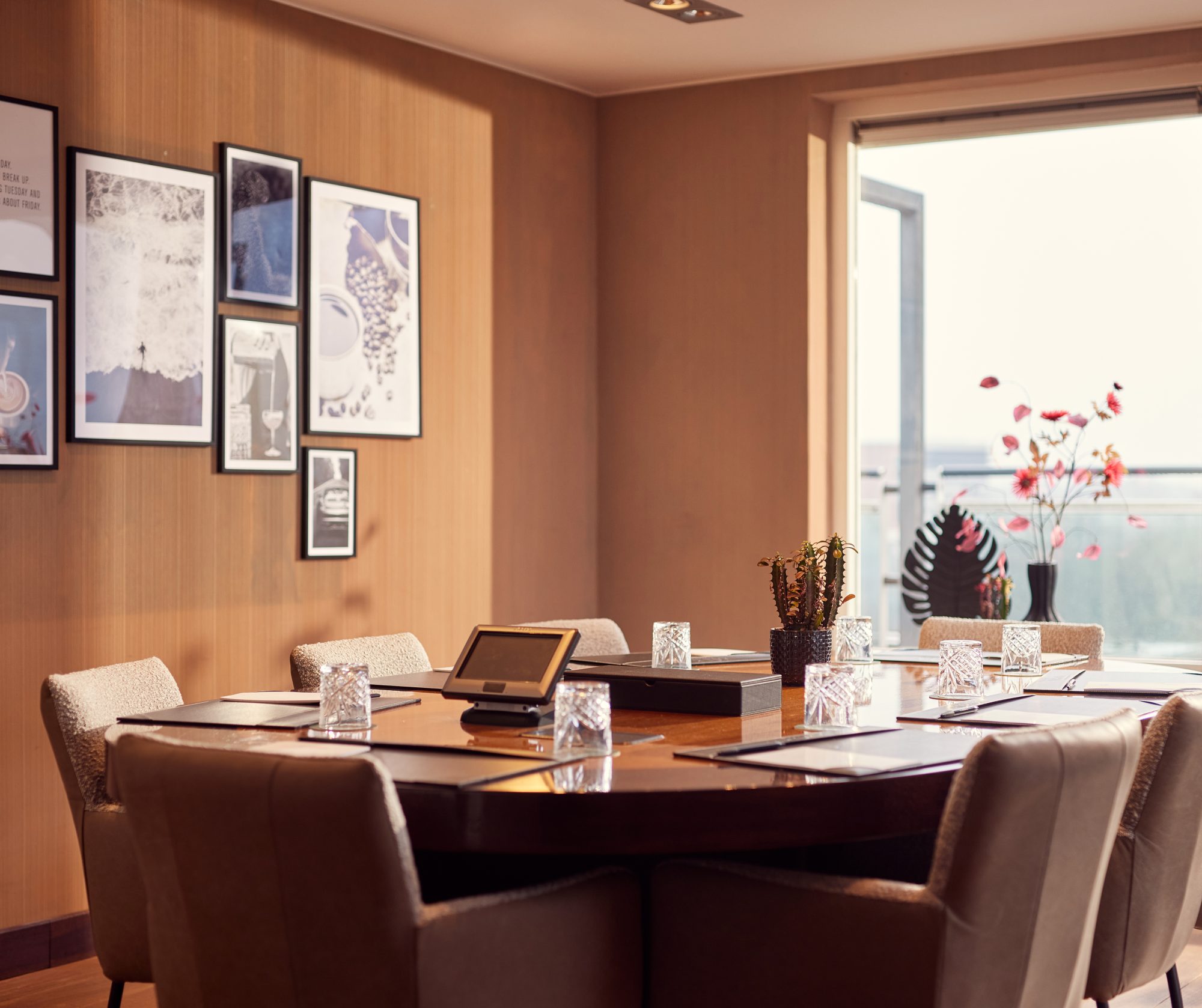 Vergaderruimte Penthouse van Van der Valk Hotel Leusden-Amersfoort, boardroom op hoogste verdieping